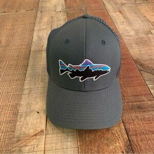 Patagonia mens mesh back baseball hat in gray